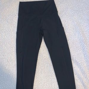 Aerie play leggings with side pockets